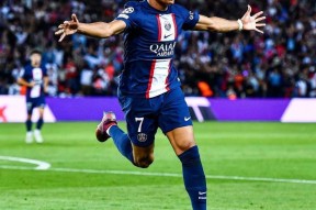 爱游戏体育- 姆巴佩射门被挡 