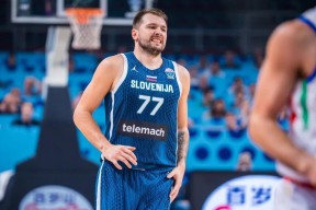 AYX- 东契奇身价多少亿 